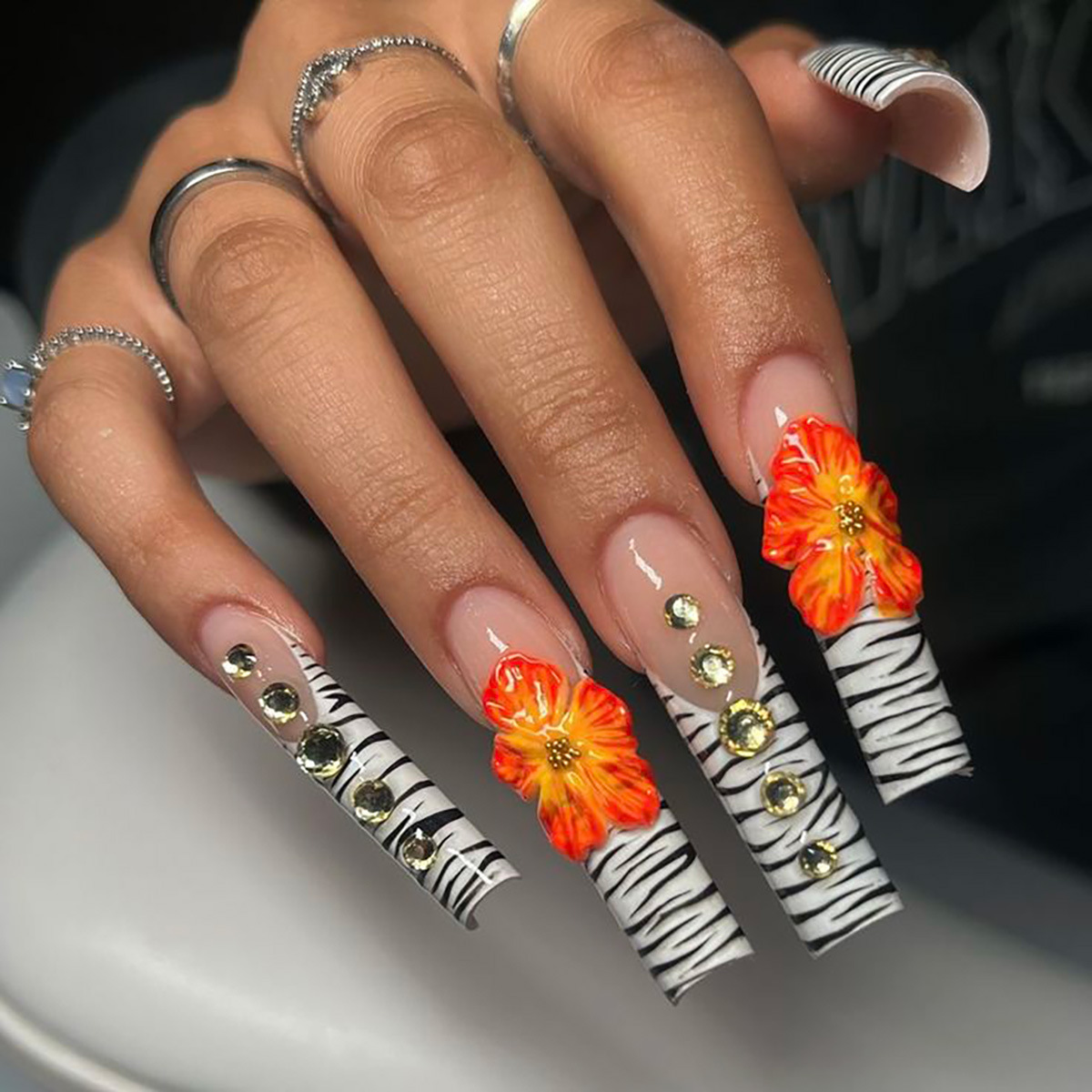 Pressed Flower Art - 24 szt. Naklejane paznokcie z motywem