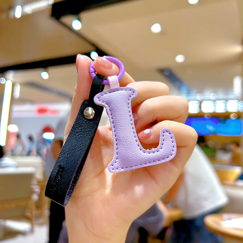 Brelok do pierwsza litera ze s – Monogram Keychain Leather recenzja i cena